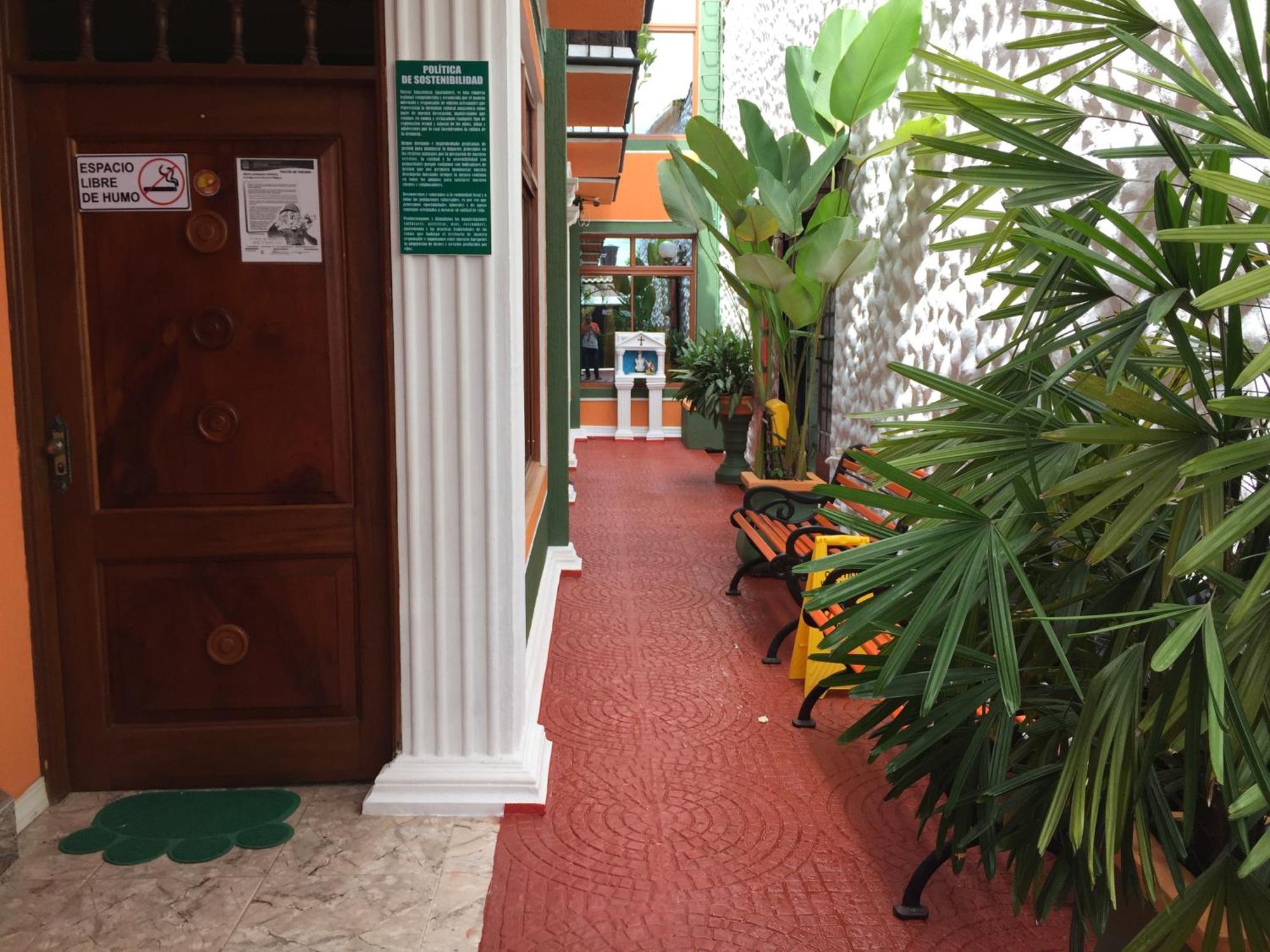 Apartahotel Tierras Amazonicas Leticia Exterior photo